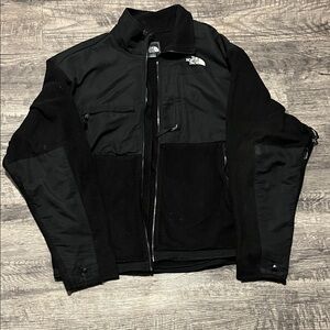 The North Face Men's Black Performance Jacket